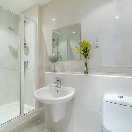 Stonegate Retreat York